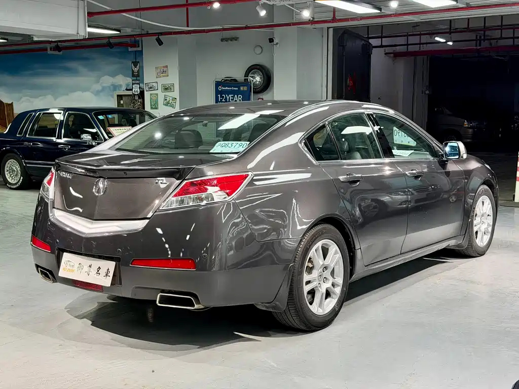 ACURA TL 2009