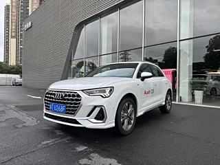 AUDI Q3 2024 YEAR 40 TFSI FASHION DYNAMIC 2024