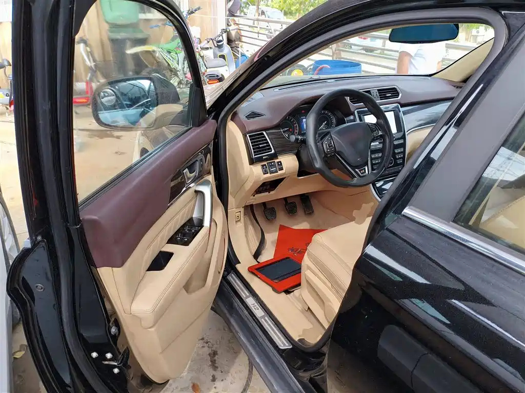 HAVAL H2 2015