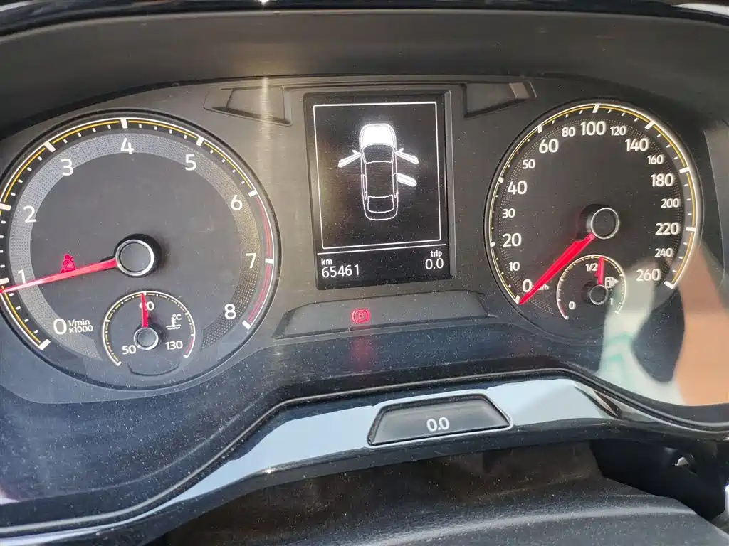 VOLKSWAGEN BORA 2019