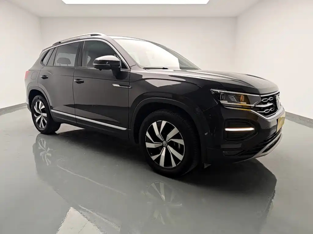 VOLKSWAGEN TAYRON 2023