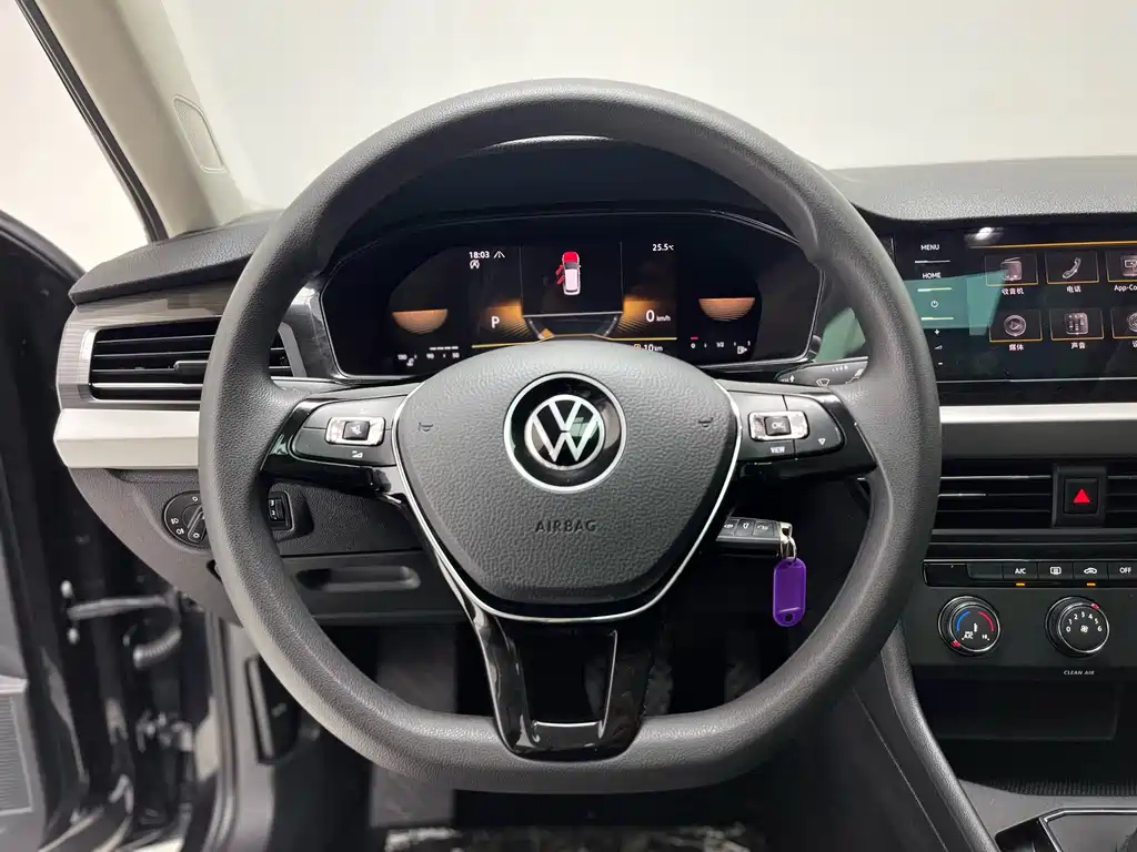 VOLKSWAGEN LAVIDA 2022