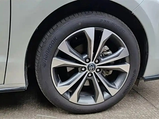 TOYOTA GRANVIA  2022 YEAR 2.5L HYBRID  EDITION 2022