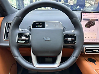 LI AUTO L8  2023 YEAR PRO 2023