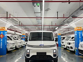 Заказать JAC VAN宝路