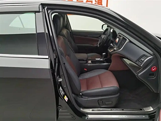 TOYOTA CROWN  2018 YEAR 2.0T SPORT 2018