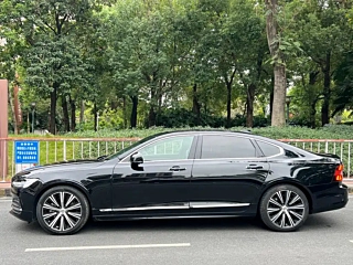 VOLVO S90 2023