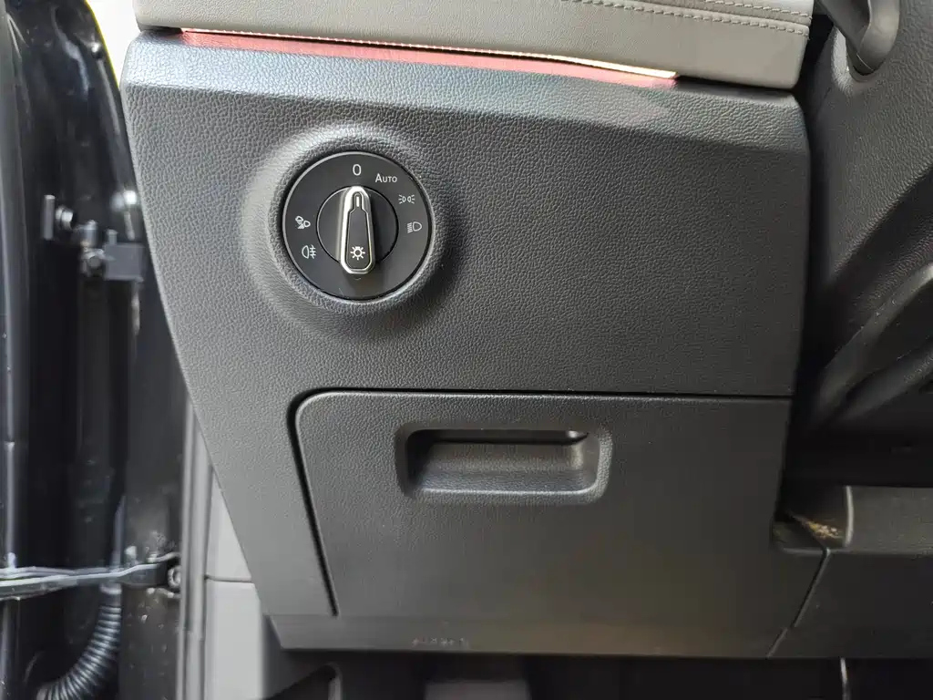 VOLKSWAGEN TAYRON 2022