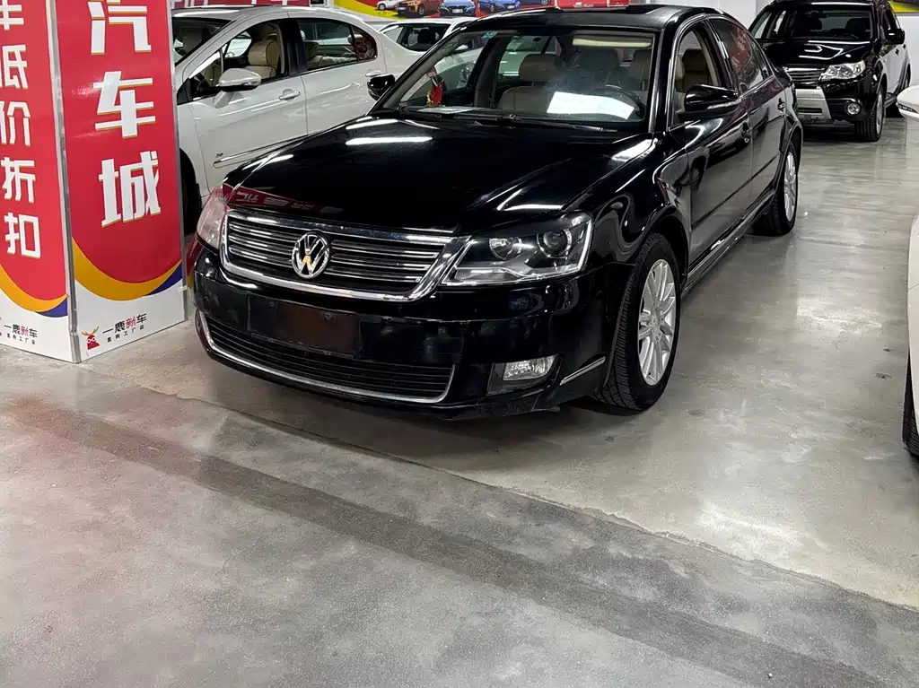 VOLKSWAGEN PASSAT LINGYU 2011