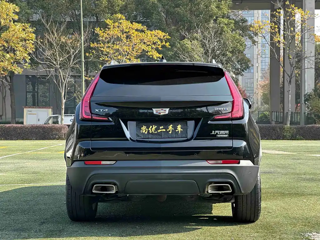 CADILLAC XT4 2022