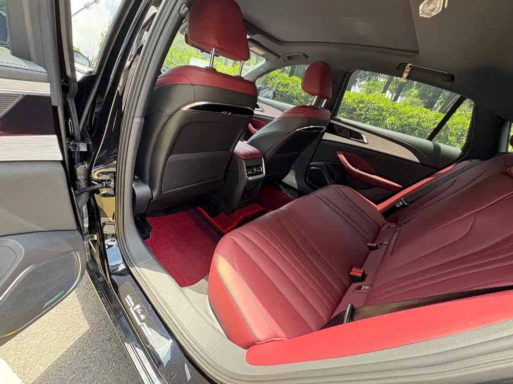 HONGQI H5 2024