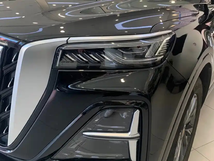 HONGQI HS5 2023