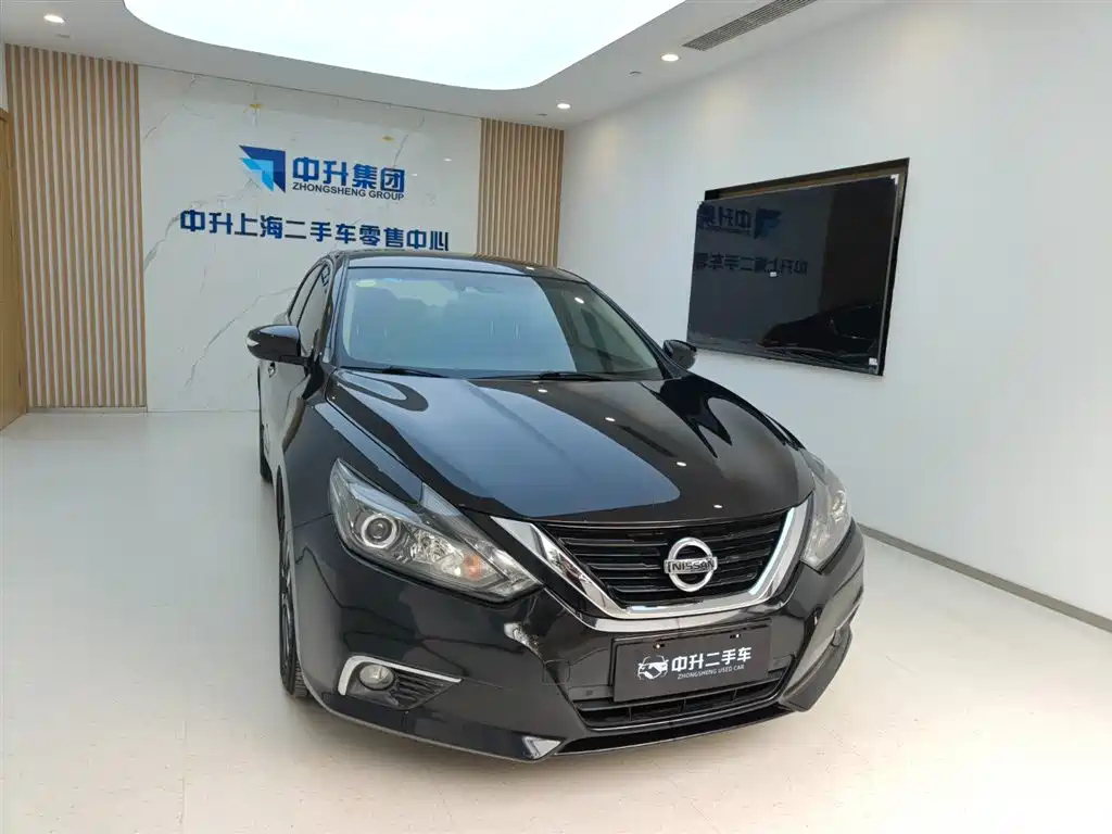 NISSAN TEANA 2016