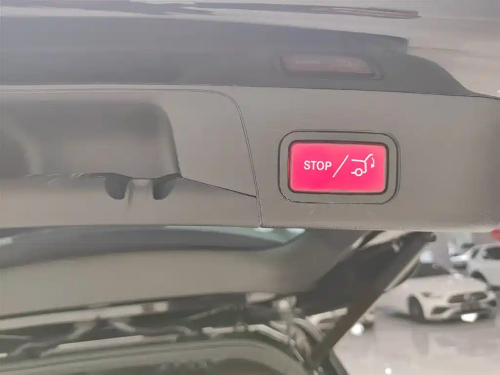 MERCEDES BENZ GLB 2021