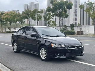 MITSUBISHI LANCER EX 2013