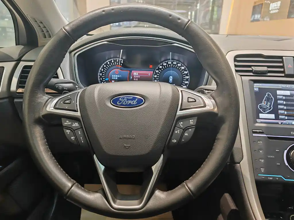 FORD MONDEO 2013