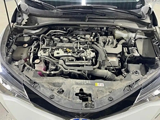 TOYOTA IZOA  2021 YEAR DUAL ENGINE 2.0L  EDITION 2021