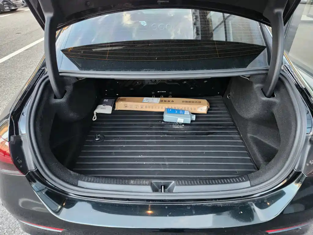 MERCEDES BENZ A-CLASS 2021