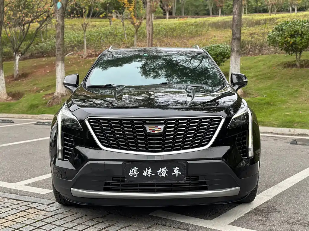 CADILLAC XT4 2021