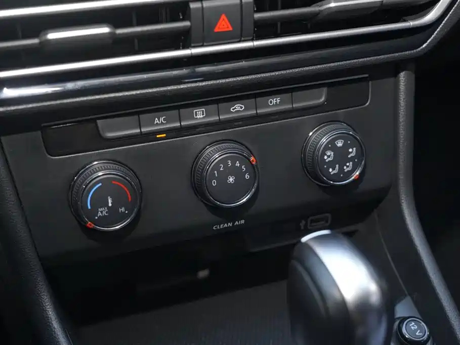 VOLKSWAGEN LAVIDA 2023