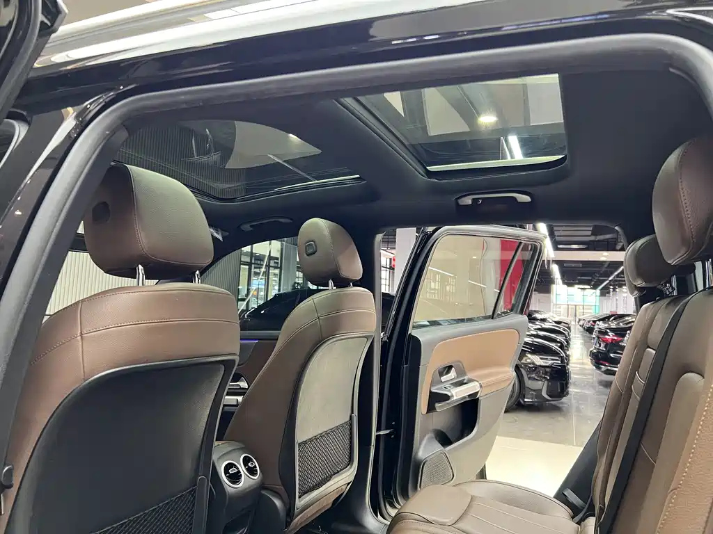 MERCEDES BENZ GLB 2020