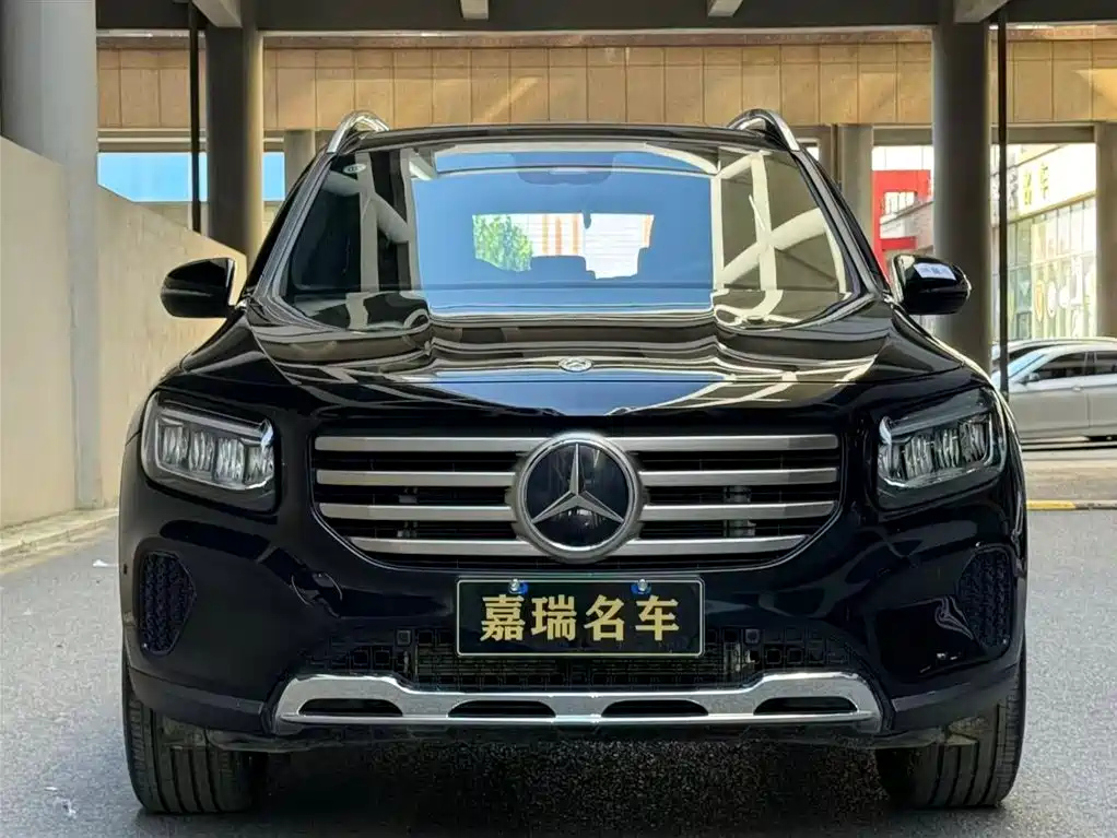 MERCEDES BENZ GLB 2023