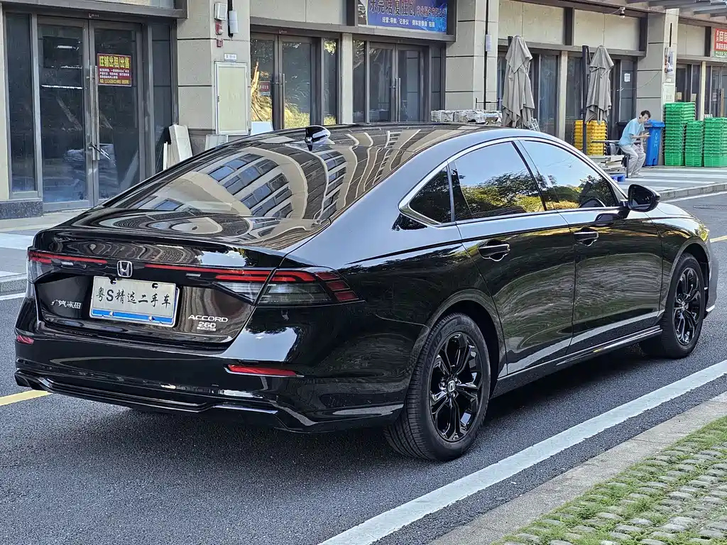 HONDA ACCORD 2025