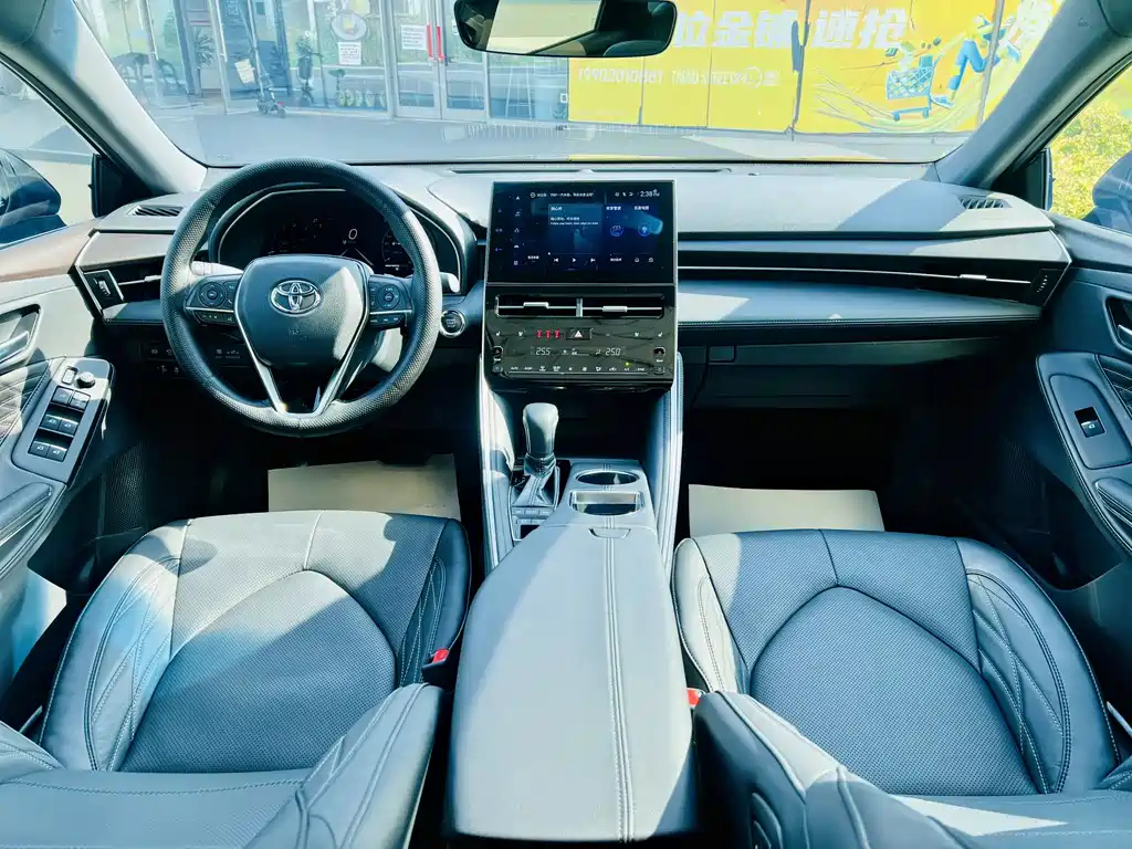 TOYOTA AVALON 2023