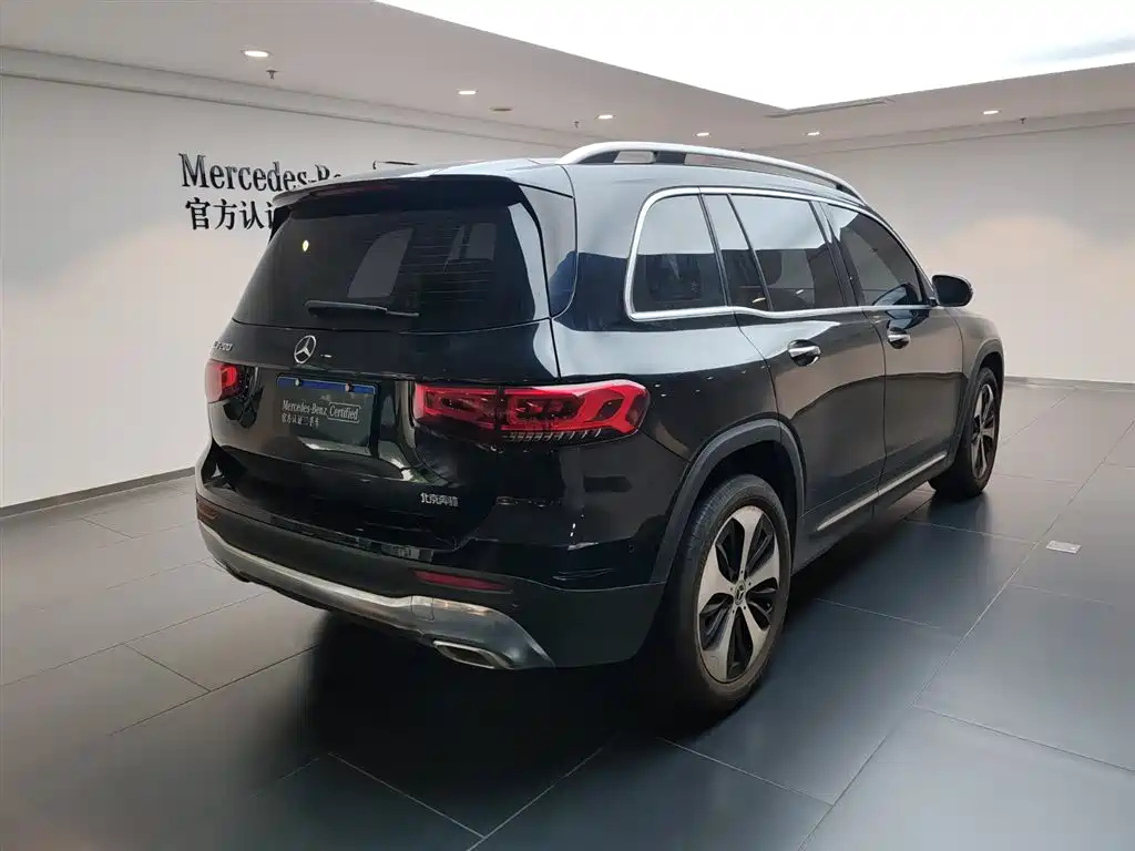 MERCEDES BENZ GLB 2021
