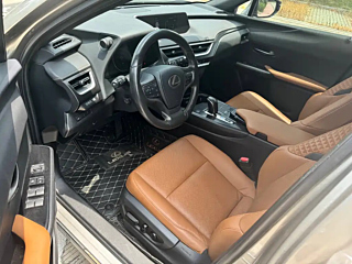 LEXUS UX NEW ENERGY 2020 YEAR 300E . EDITION 2020