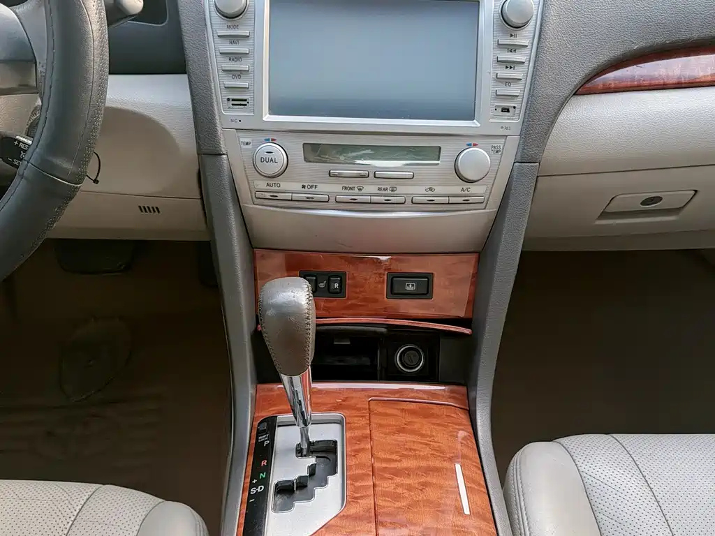 TOYOTA CAMRY 2008