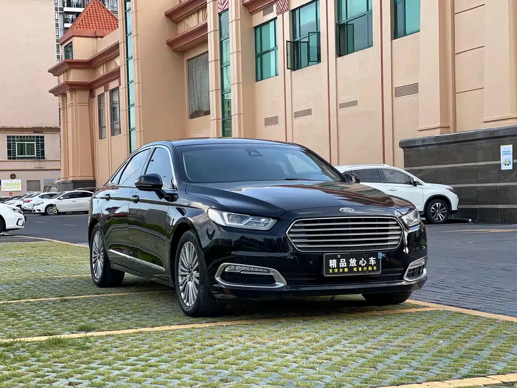 FORD TAURUS 2017