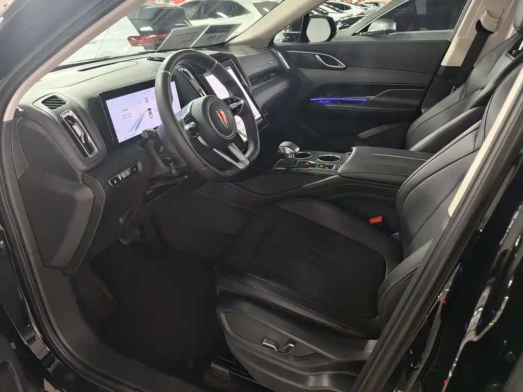 HONGQI HS3 PHEV 2024