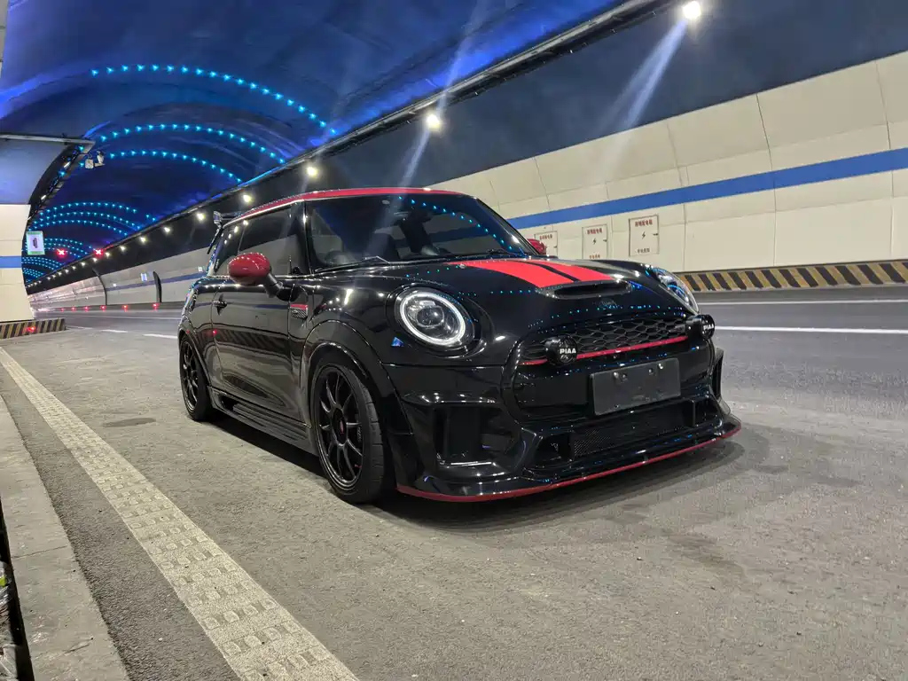MINI JCW 2018