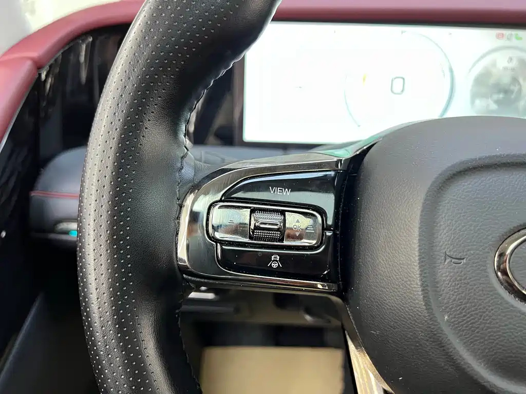 TRUMPCHI E9 2025