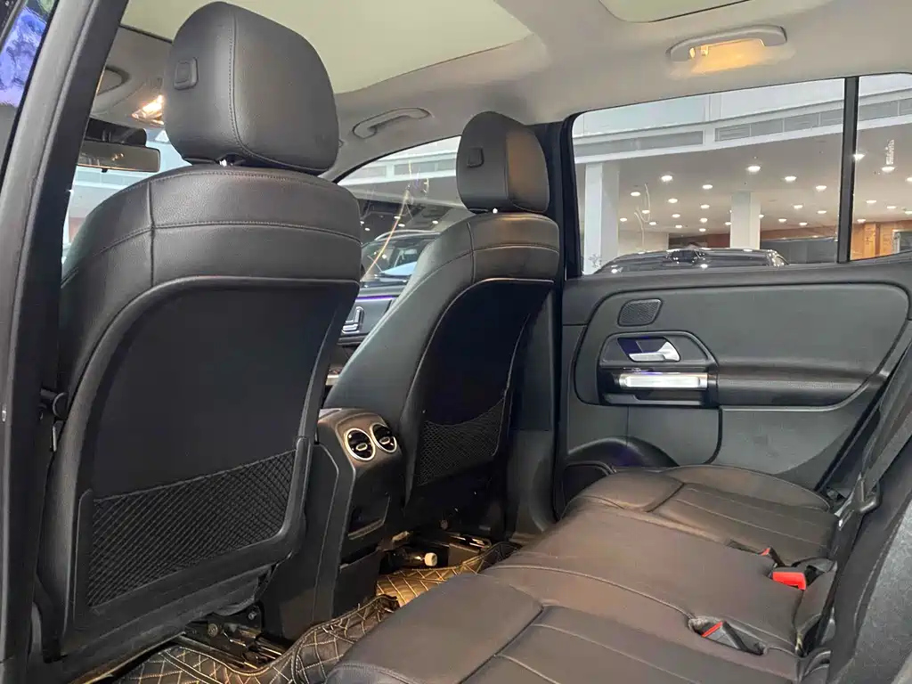 MERCEDES BENZ GLB 2020