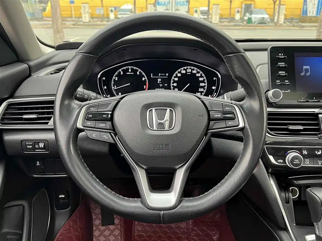 HONDA INSPIRE 2020