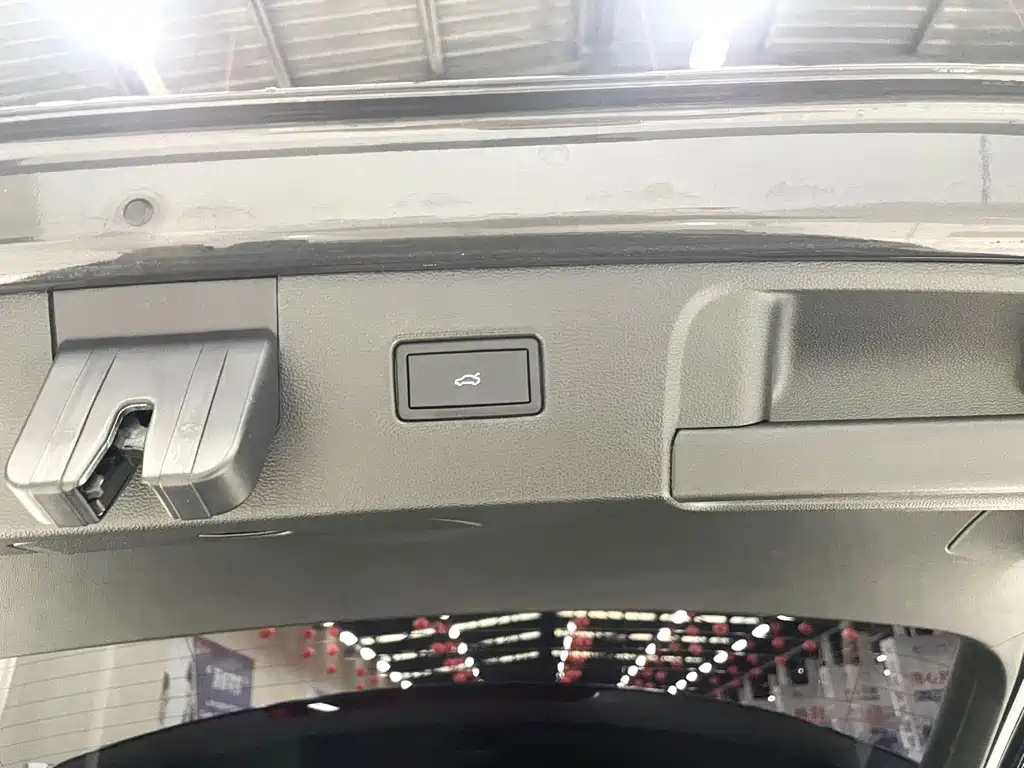 VOLKSWAGEN TAYRON 2022