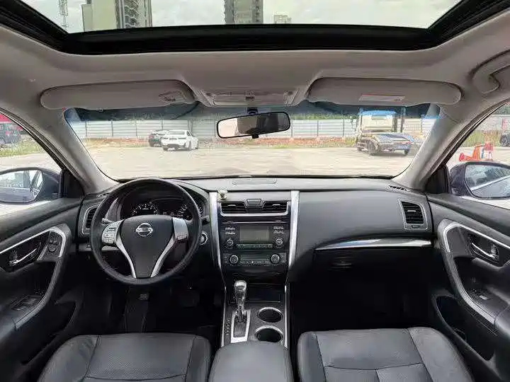 NISSAN TEANA 2014