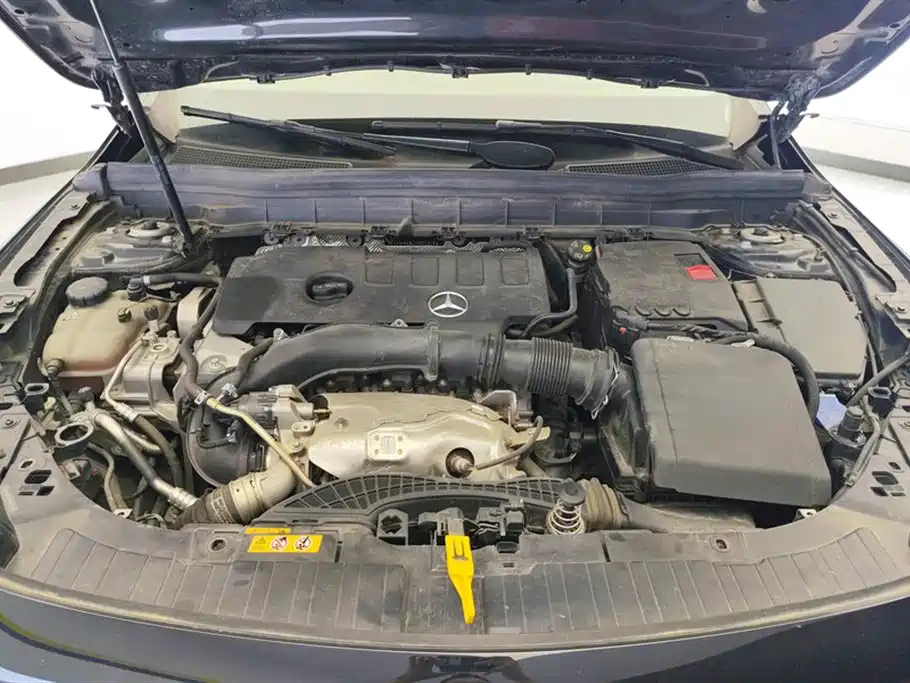 MERCEDES BENZ GLB 2022