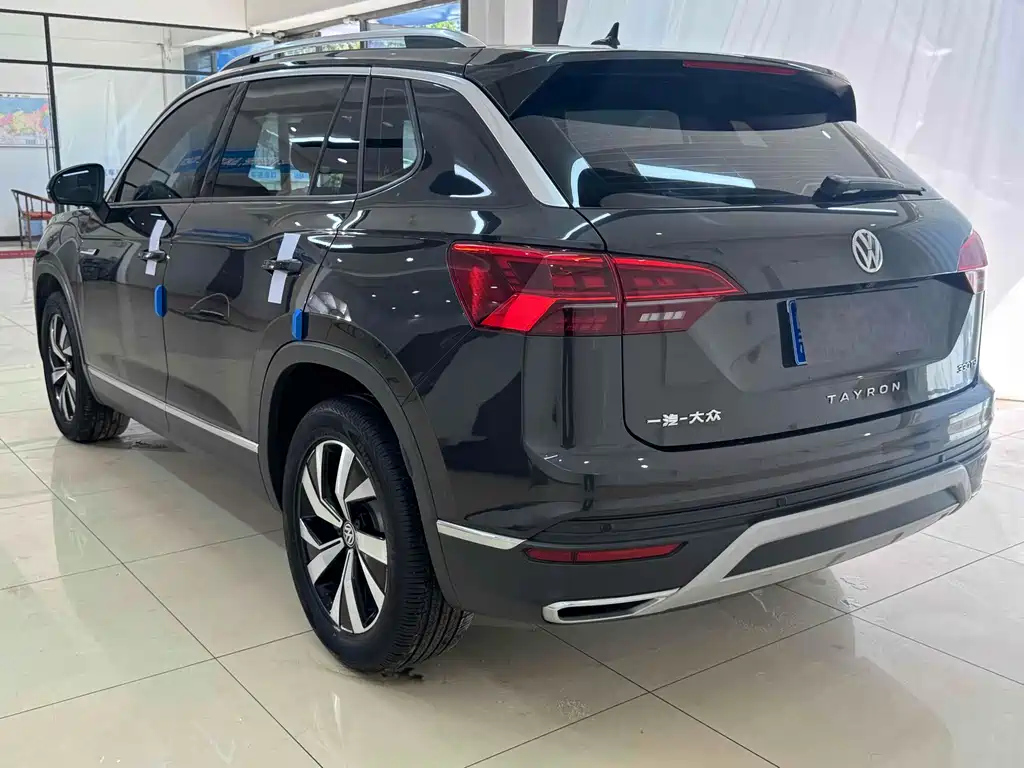VOLKSWAGEN TAYRON 2021