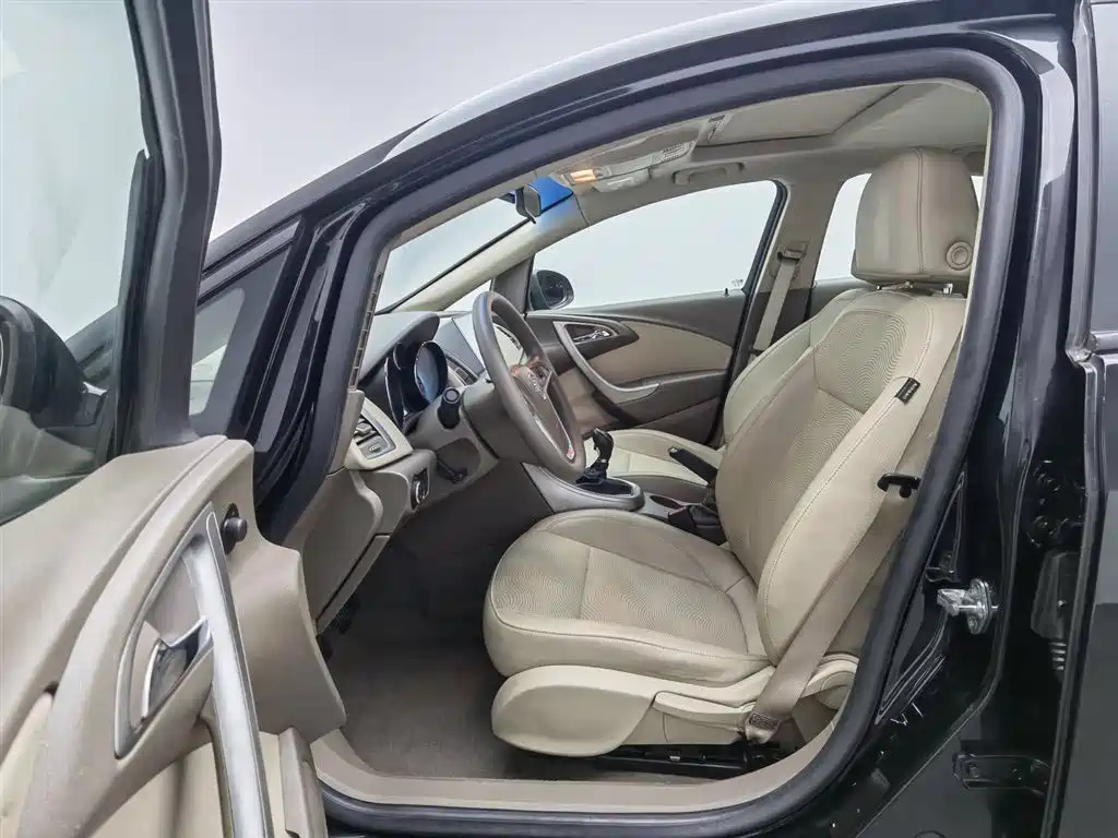 BUICK EXCELLE 2013