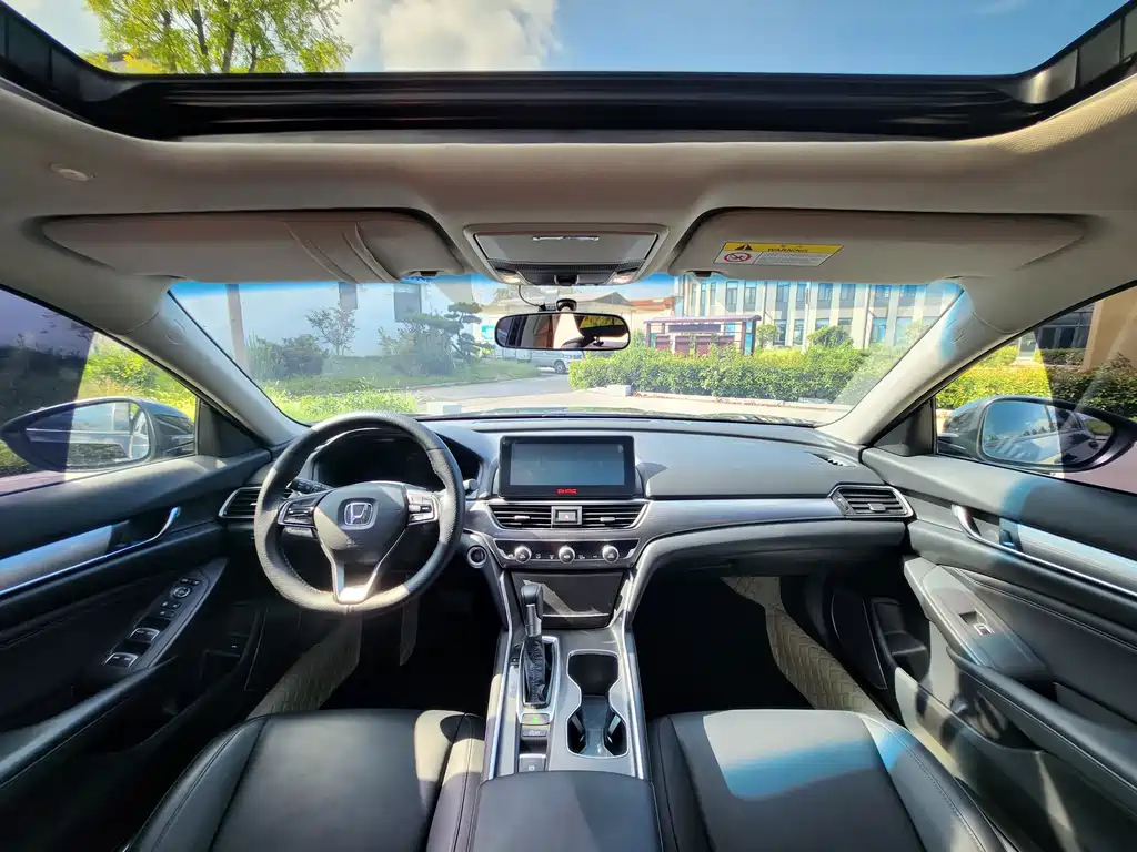 HONDA ACCORD 2018