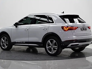 AUDI Q3  2021 YEAR 35 TFSI  EDITION 2021