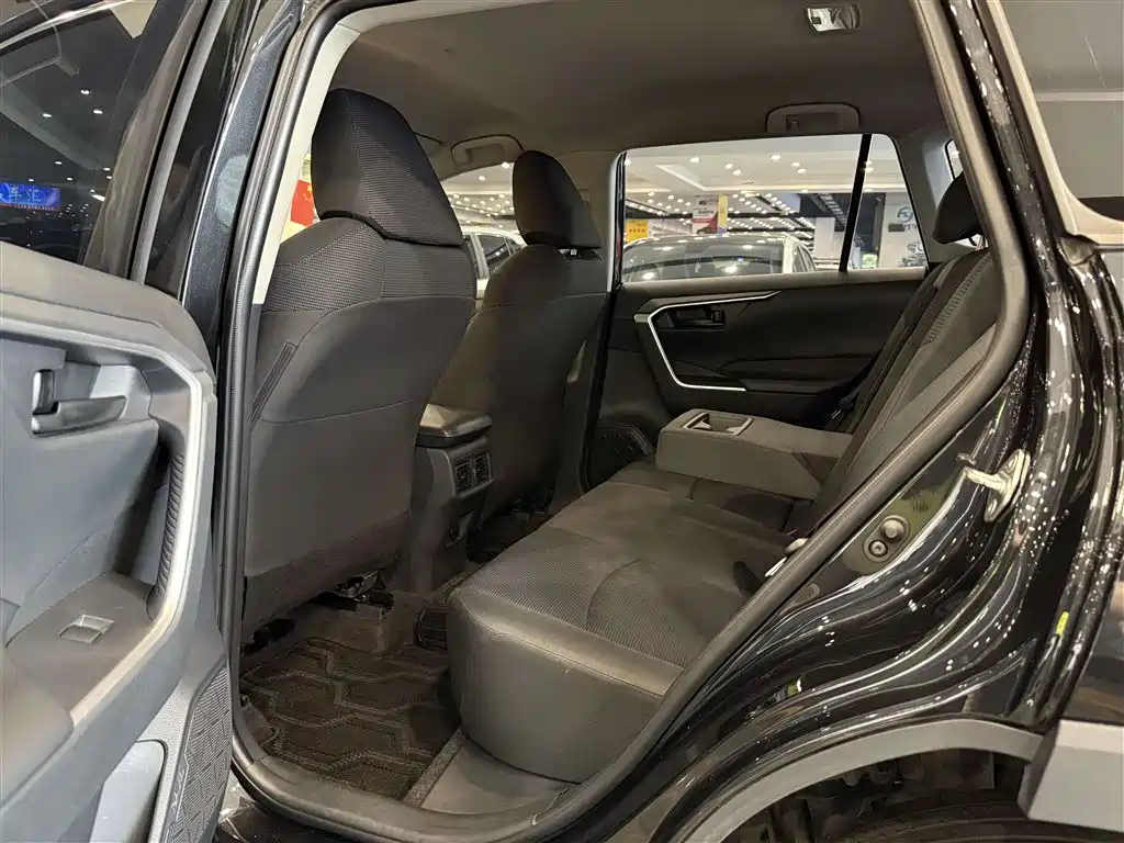 TOYOTA RAV4 RONGFANG 2021