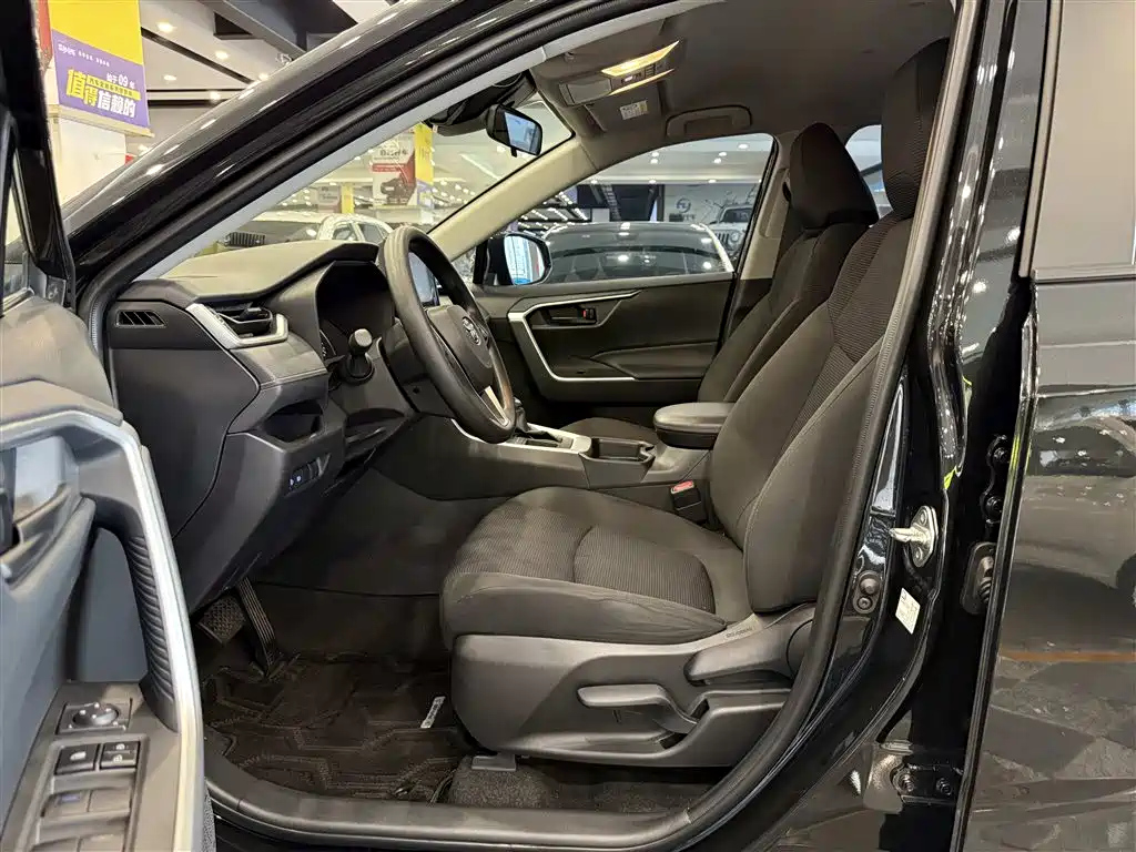 TOYOTA RAV4 RONGFANG 2021