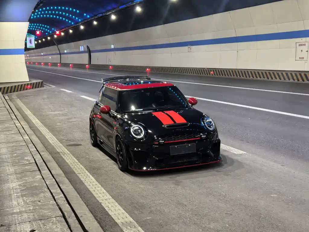 MINI JCW 2018