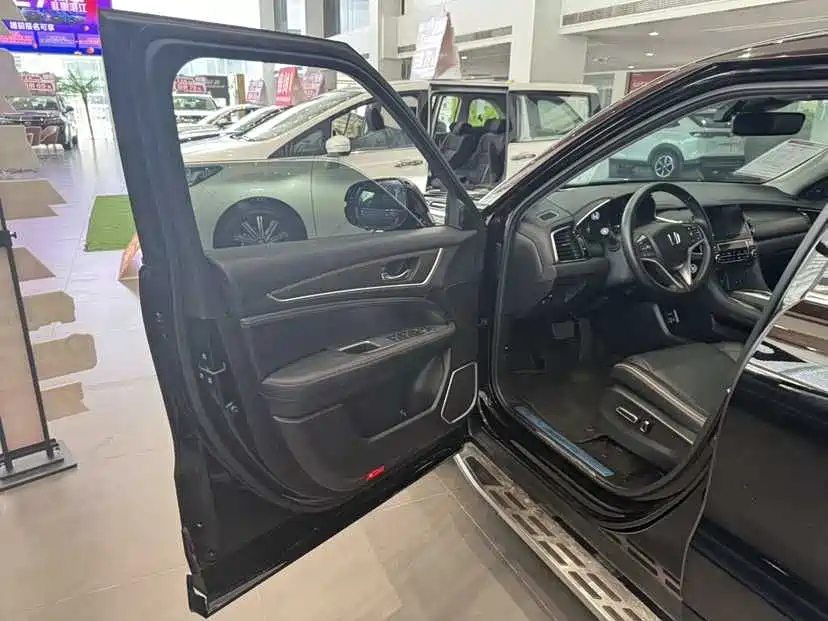 HONDA AVANCIER 2020