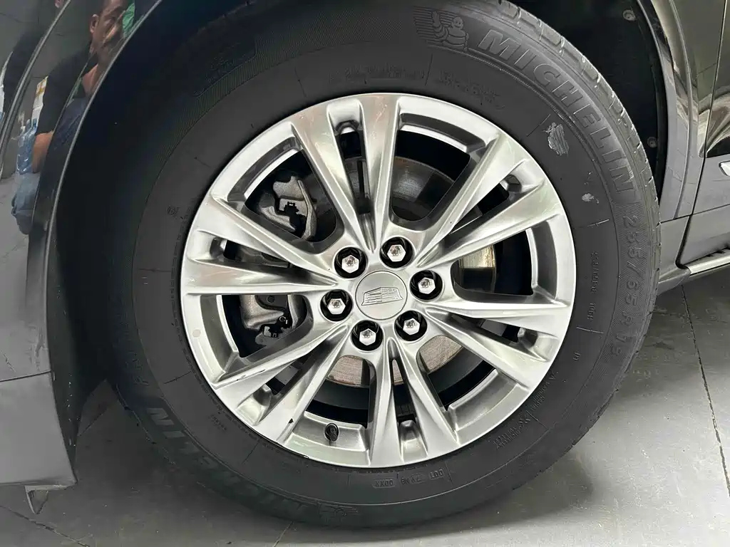 CADILLAC XT5 2022