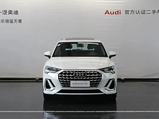 AUDI Q3  2024